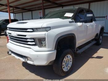 Salvage Chevrolet Silverado 2500
