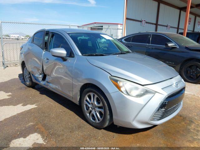  Salvage Toyota Yaris