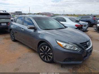  Salvage Nissan Altima