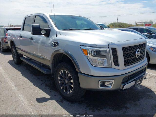  Salvage Nissan Titan