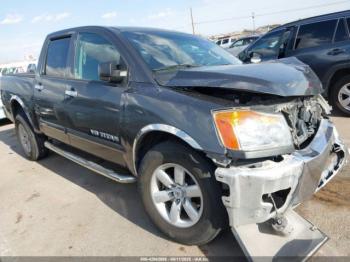  Salvage Nissan Titan