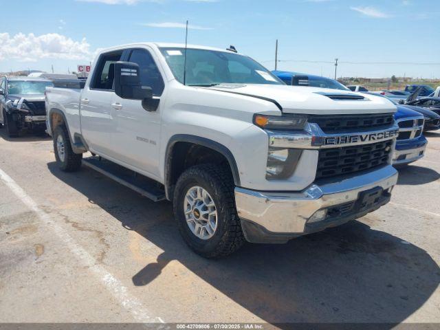  Salvage Chevrolet Silverado 2500
