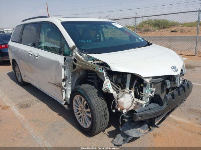  Salvage Toyota Sienna