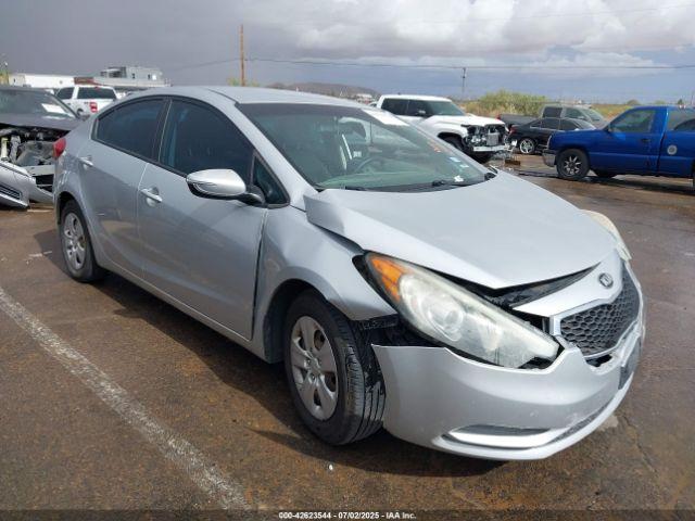  Salvage Kia Forte