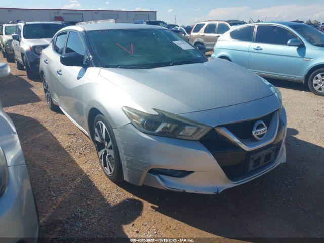  Salvage Nissan Maxima
