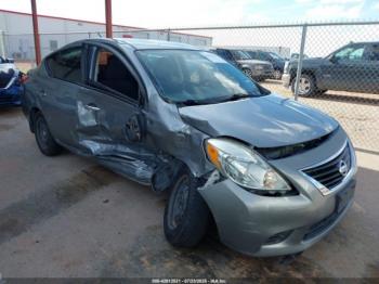  Salvage Nissan Versa