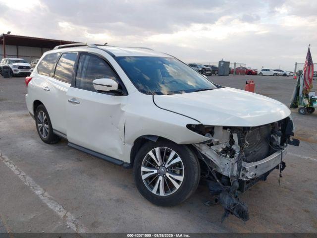  Salvage Nissan Pathfinder