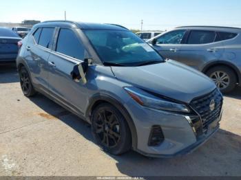  Salvage Nissan Kicks