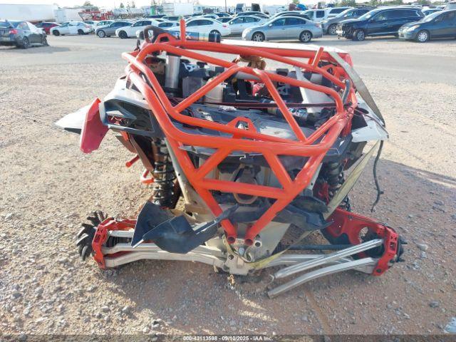 Can-Am Maverick X3 X Rc Turbo Rr Image 4