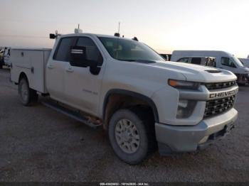  Salvage Chevrolet Silverado 2500