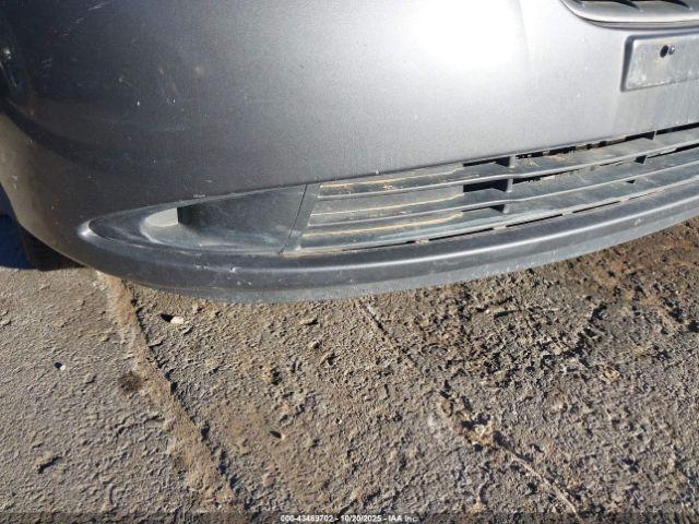 Hyundai ELANTRA Image 6