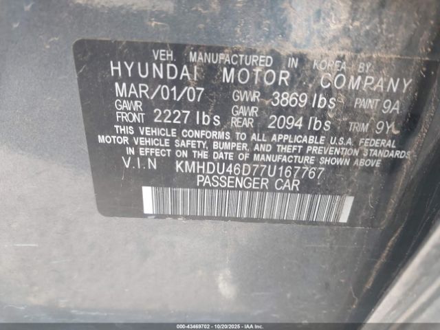 Hyundai ELANTRA Image 4