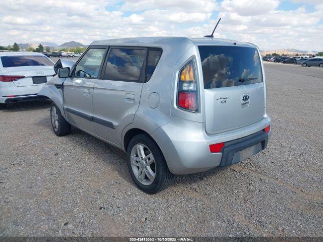 Kia Soul + Image 2