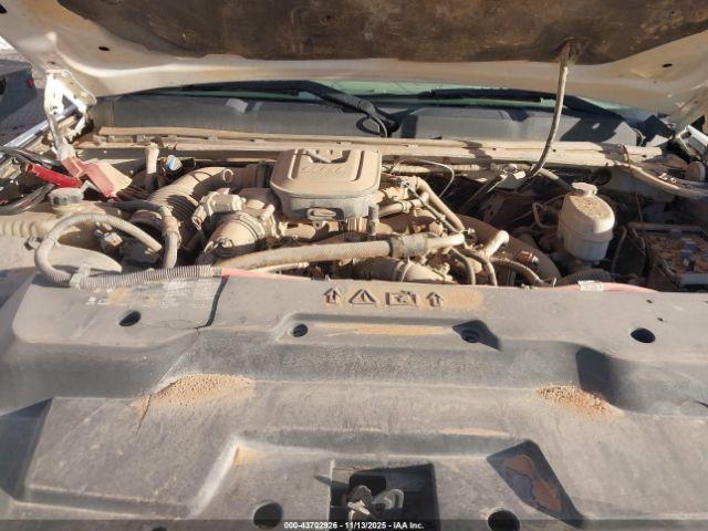 Chevrolet Silverado 3500 Work Truck Image 8