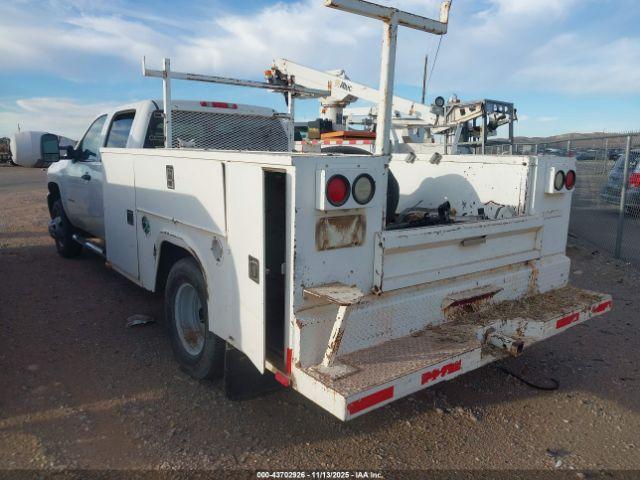 Chevrolet Silverado 3500 Work Truck Image 11