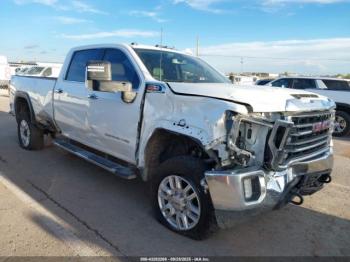  Salvage General Motors Sierra 3500HD