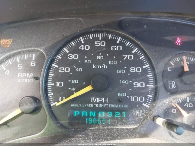 Chevrolet Silverado 3500 Image 4