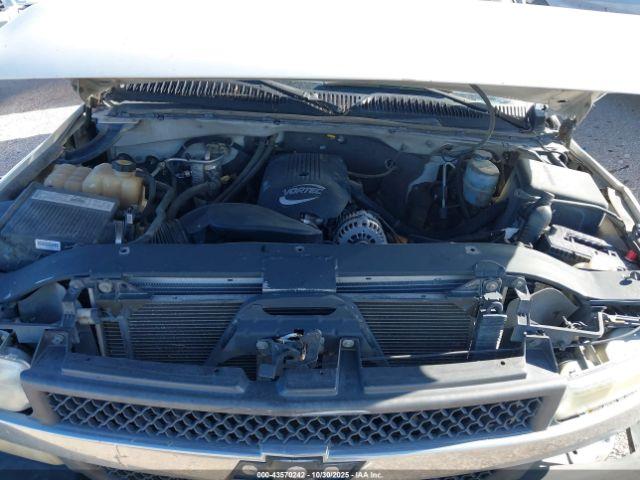 Chevrolet Silverado 3500 Image 12