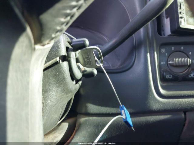 Chevrolet Silverado 1500 Ls Image 5