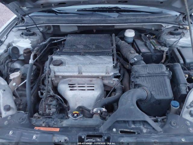 Mitsubishi Galant Image 8