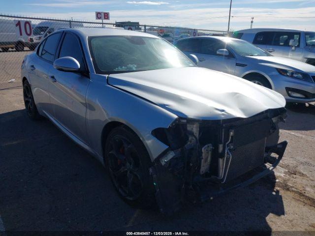  Salvage Alfa Romeo Giulia