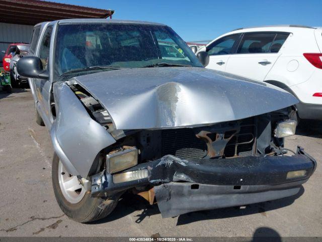 Chevrolet S Truck S10 Image 5