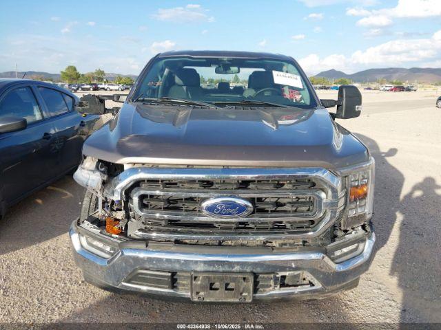 Ford F-150 Xlt Image 11