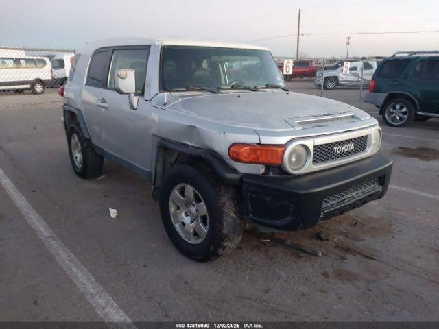  Salvage Toyota FJ Cruiser