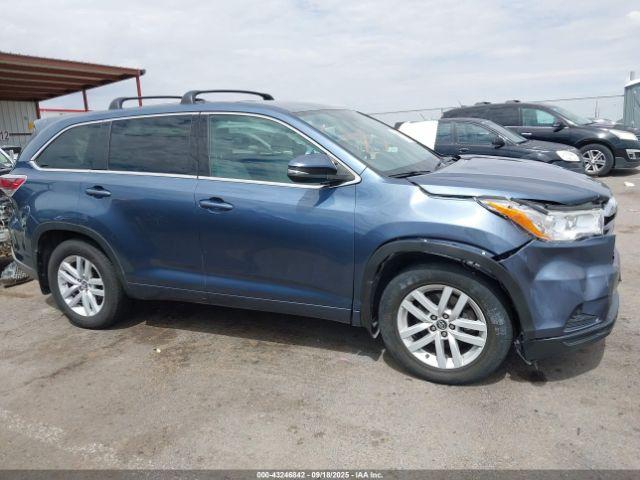 Toyota Highlander Le V6 Image 12