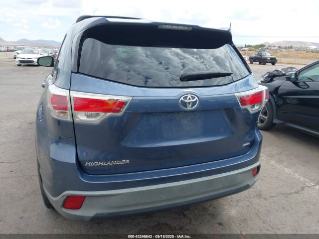 Toyota Highlander Le V6 Image 13