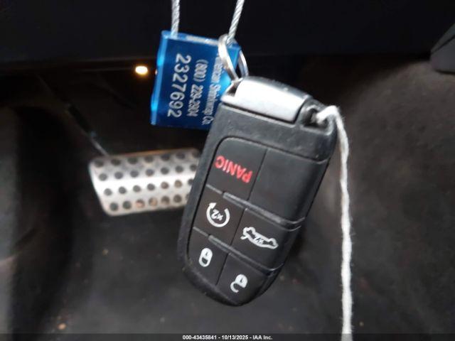 Dodge Charger Image 8