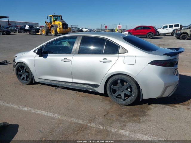 Toyota Corolla Se Image 15