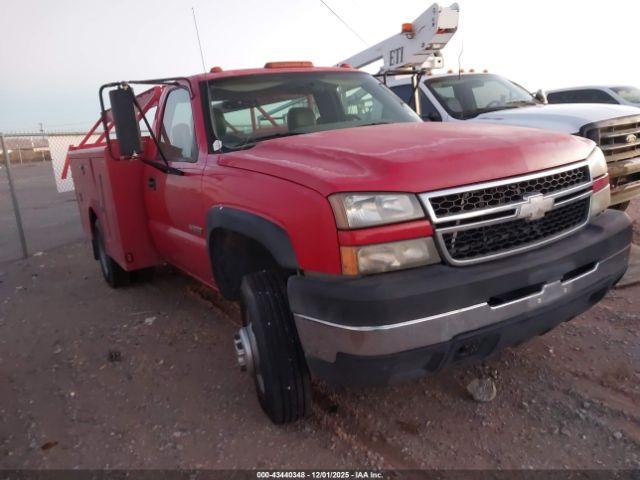  Salvage Chevrolet Silverado 3500