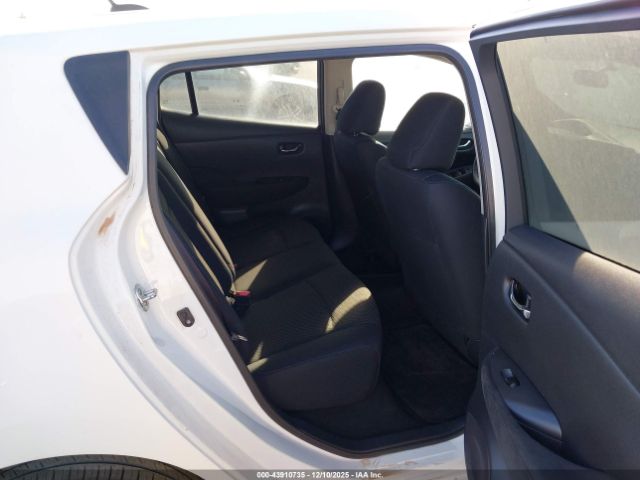 Nissan LEAF S Image 5