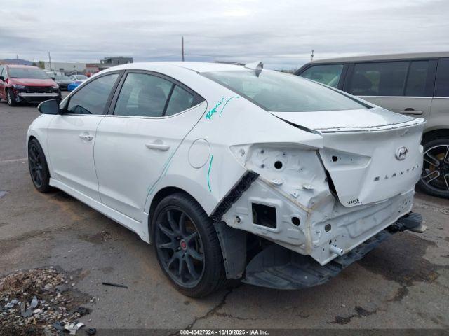 Hyundai ELANTRA Sport Image 4