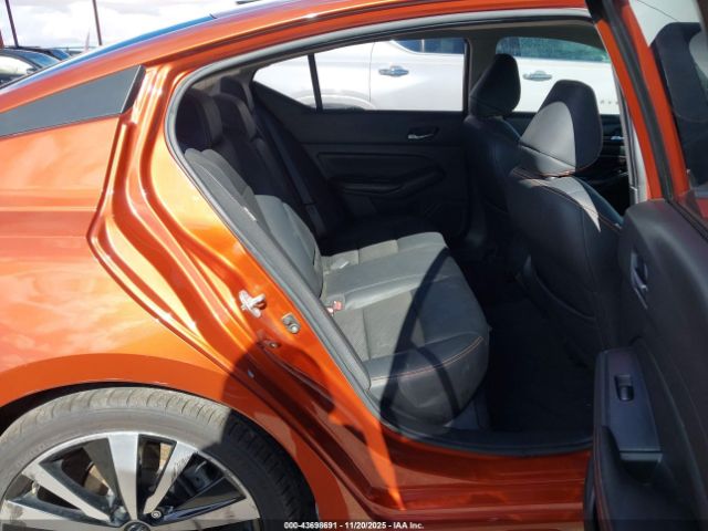 Nissan Altima Sr Fwd Image 13