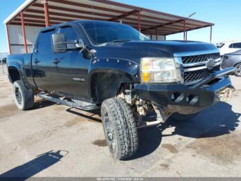  Salvage Chevrolet Silverado 2500
