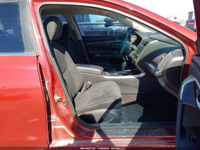 Nissan Altima 2.5 S Image 8