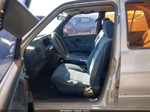 Volkswagen Golf Gl Image 13