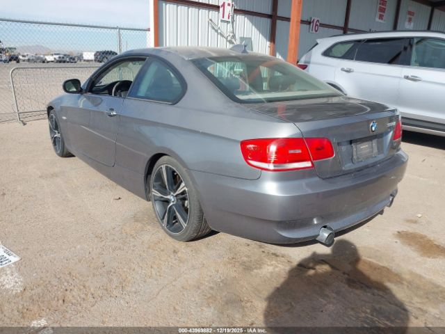 BMW 3 Series Image 3
