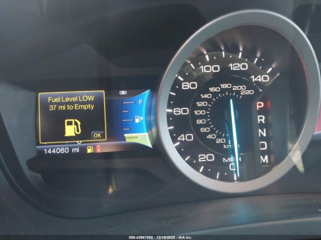 Ford Explorer Xlt Image 10