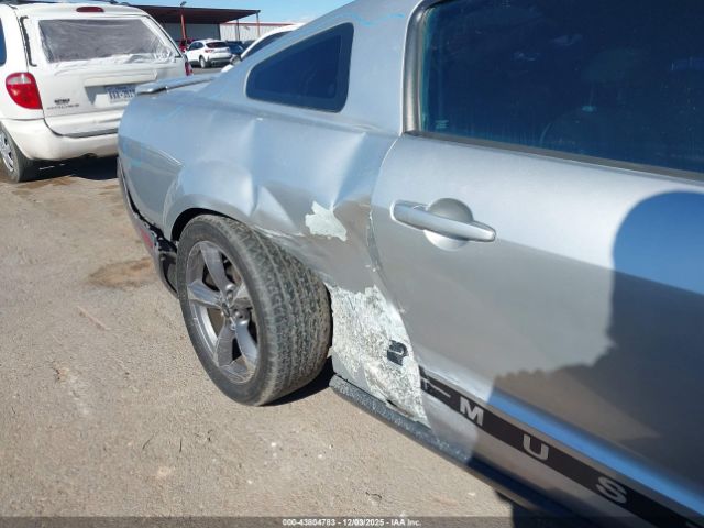 Ford Mustang Image 8