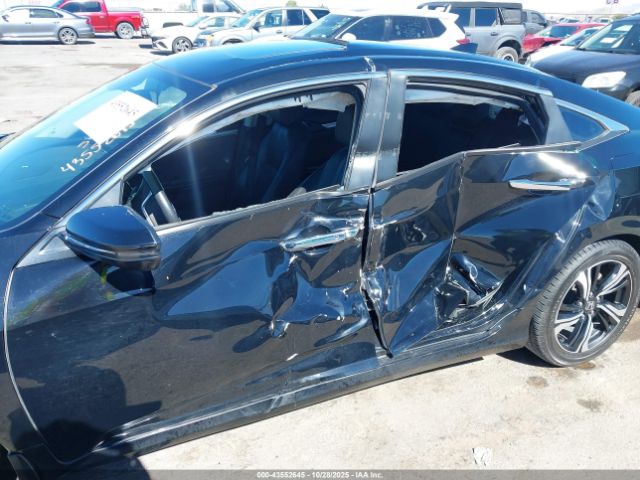 Honda Civic Touring Image 7