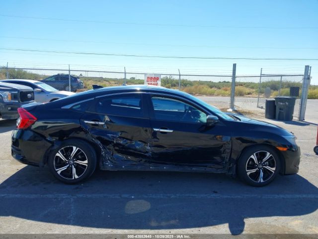 Honda Civic Touring Image 14