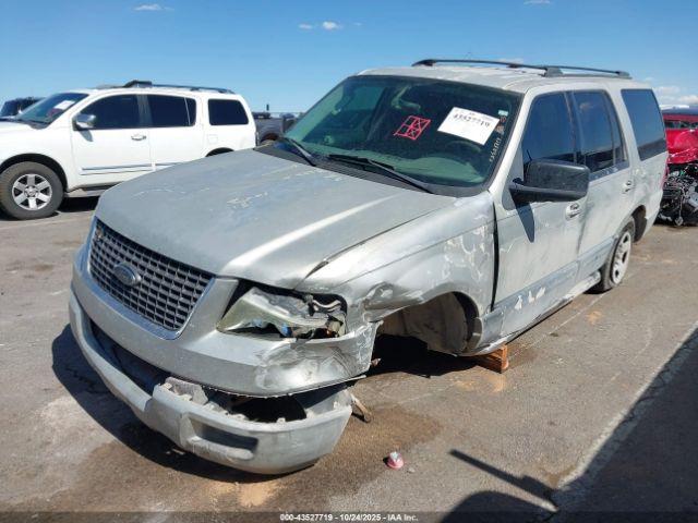 Ford Expedition Xlt Image 16