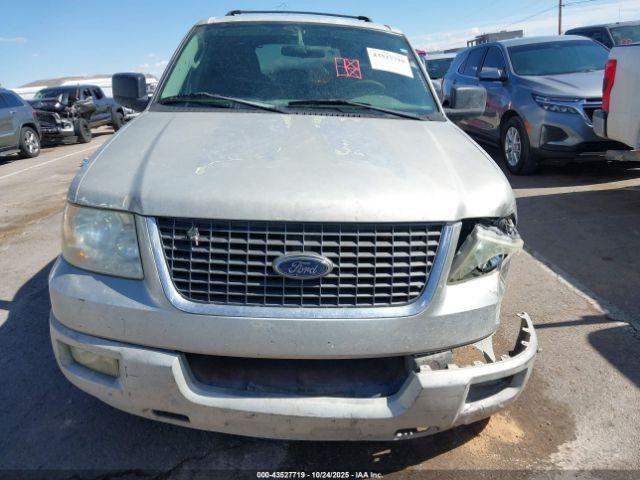 Ford Expedition Xlt Image 3