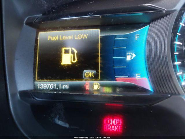 Ford Taurus Limited Image 14