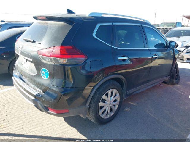 Nissan Rogue S Image 3