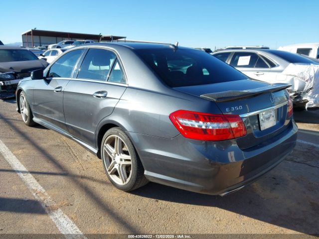 Mercedes-Benz E-Class Image 2