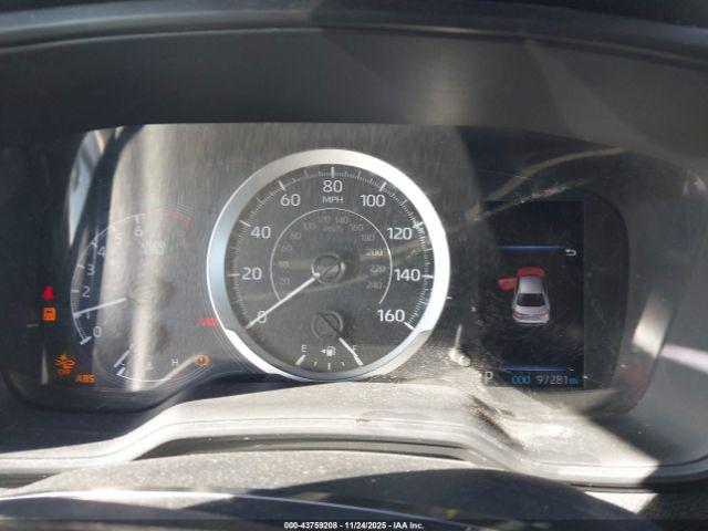 Toyota Corolla Le Image 15